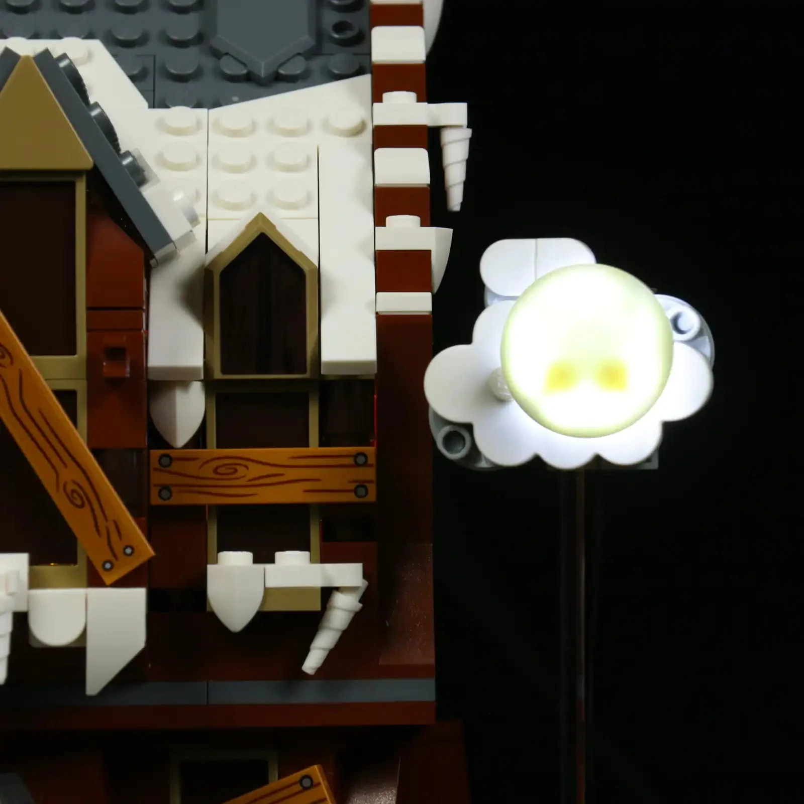 Light Kit for The Shrieking Shack & Whomping Willow™ #76407 - Image 3
