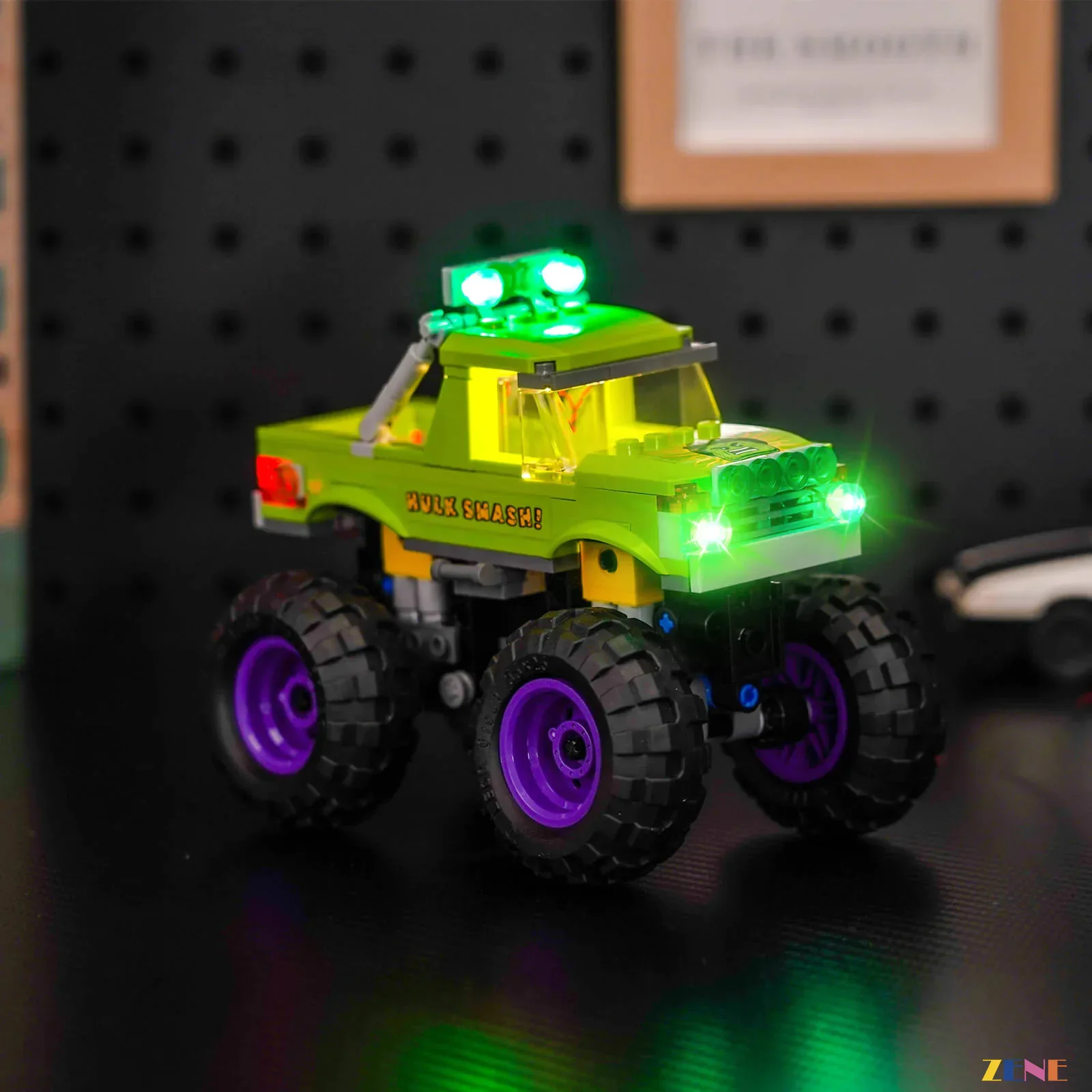 Light Kit for The Hulk Truck vs. Thanos #76312 - Image 3