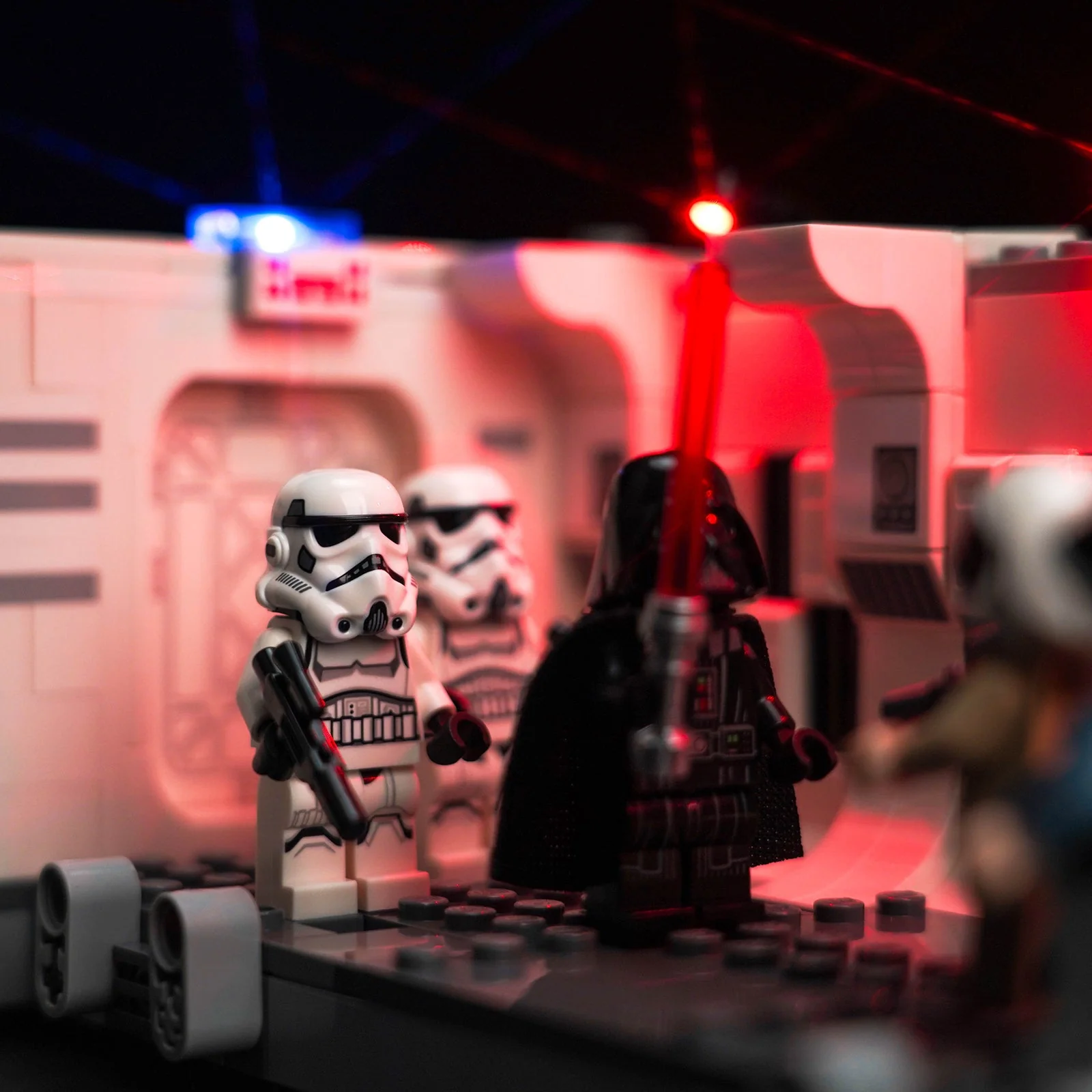 Light Kit for Boarding the Tantive IV Star Wars #75387 - Image 4