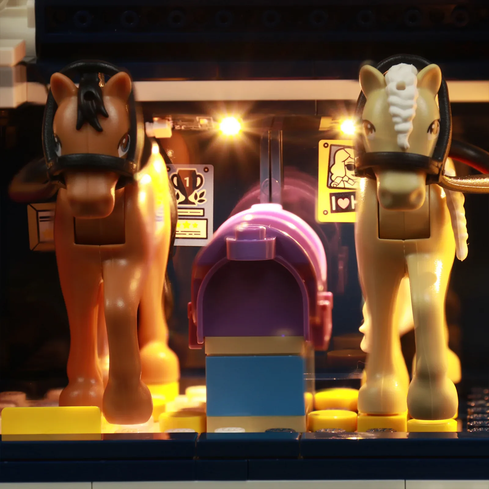 Light Kit for Horse Show Trailer #41722 - Image 3