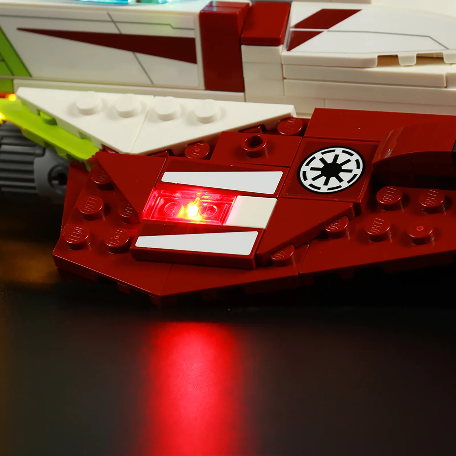Light Kit for Obi-Wan Kenobi’s Jedi Starfighter™ #75333 - Image 4